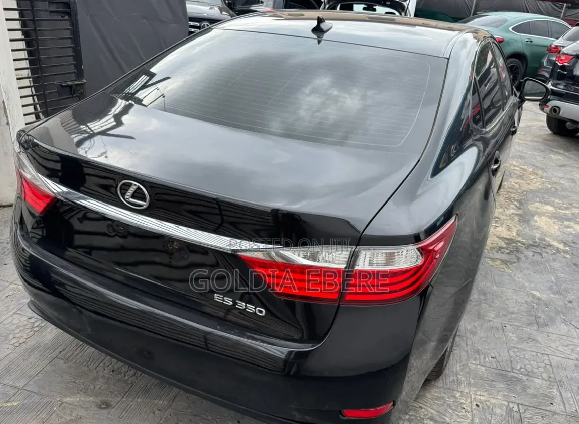 Lexus ES 2014 Black
