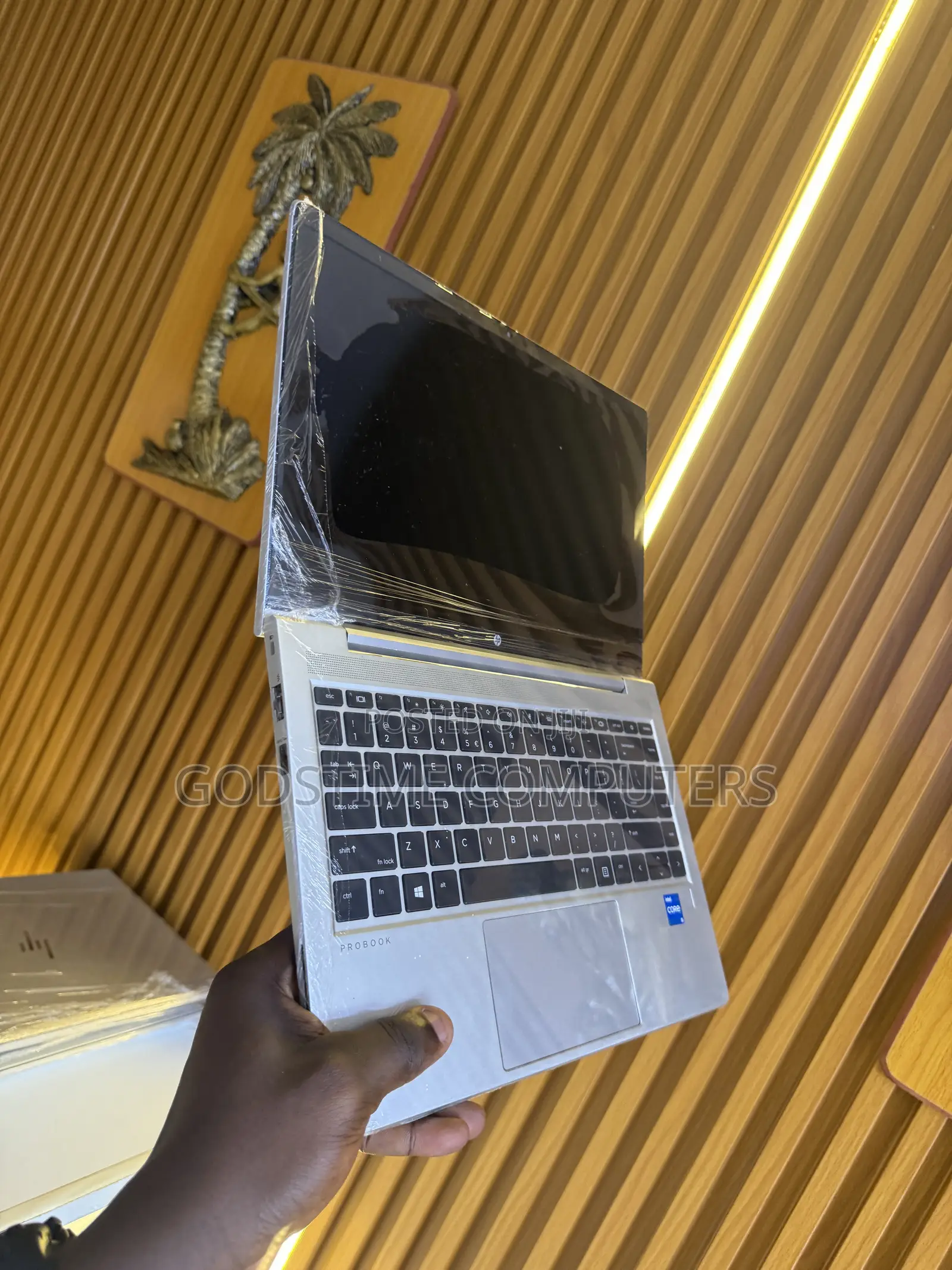 New Laptop HP ProBook 640 G8 16GB Intel Core i5 SSD 512GB