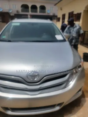 Toyota Venza LE 2013 Silver