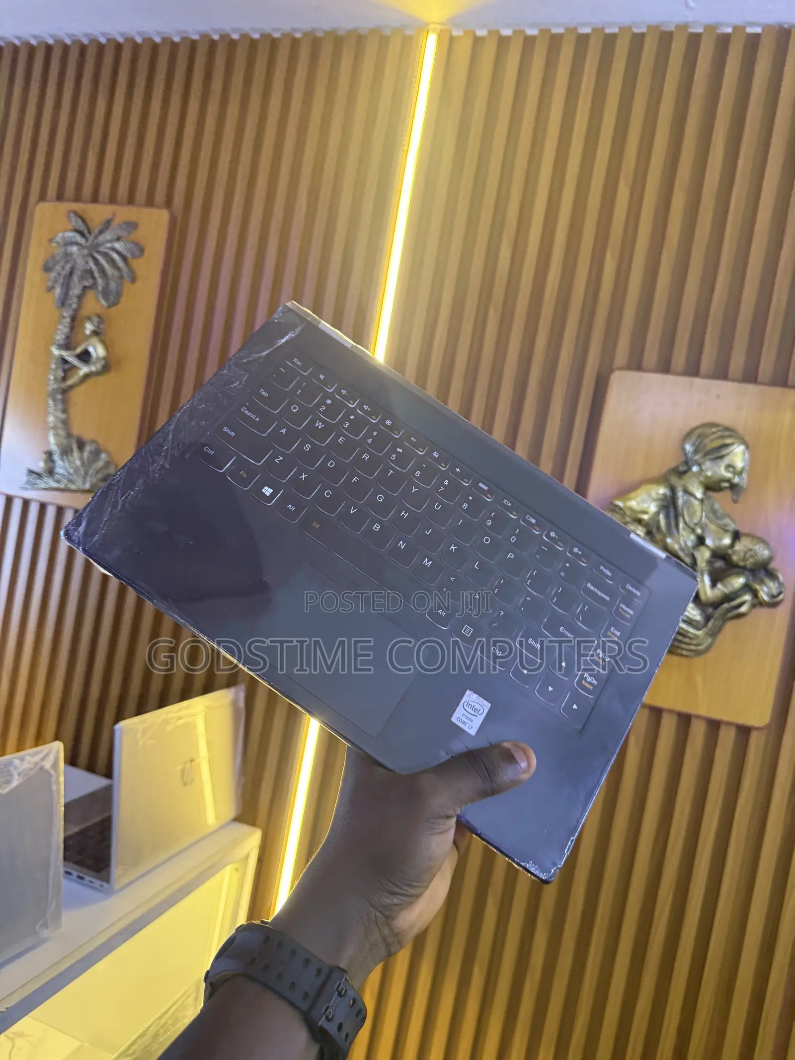 New Laptop Lenovo 8GB Intel Core i7 SSD 128GB