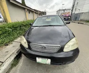 Toyota Corolla 2004 Black
