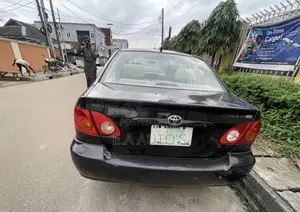 Toyota Corolla 2004 Black