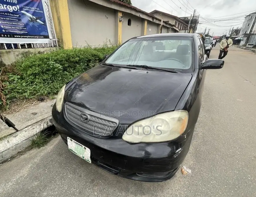 Toyota Corolla 2004 Black