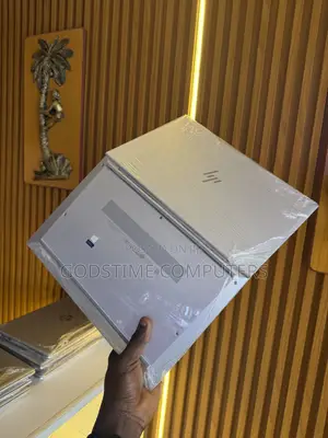 New Laptop HP EliteBook 840 G7 16GB Intel Core i5 SSD 256GB