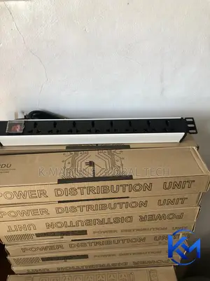 6 Way/8 Way PDU Power Distribution Unit 19 Inch Rack Mount.