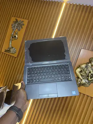 New Laptop Dell Latitude 5300 16GB Intel Core i5 SSD 256GB