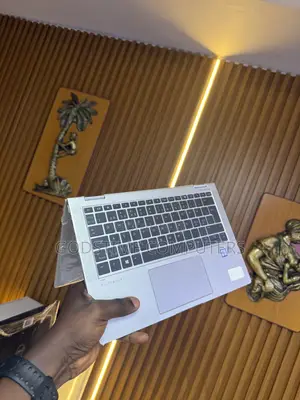 New Laptop HP EliteBook x360 1030 G4 16GB Intel Core i5 SSD 256GB
