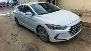 Hyundai Elantra ECO Sedan FWD (1.4L 4cyl 7A) 2017 White