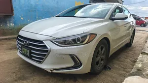 Hyundai Elantra ECO Sedan FWD (1.4L 4cyl 7A) 2017 White