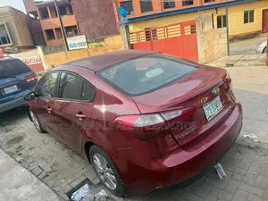 Kia Cerato 2015 Burgundy
