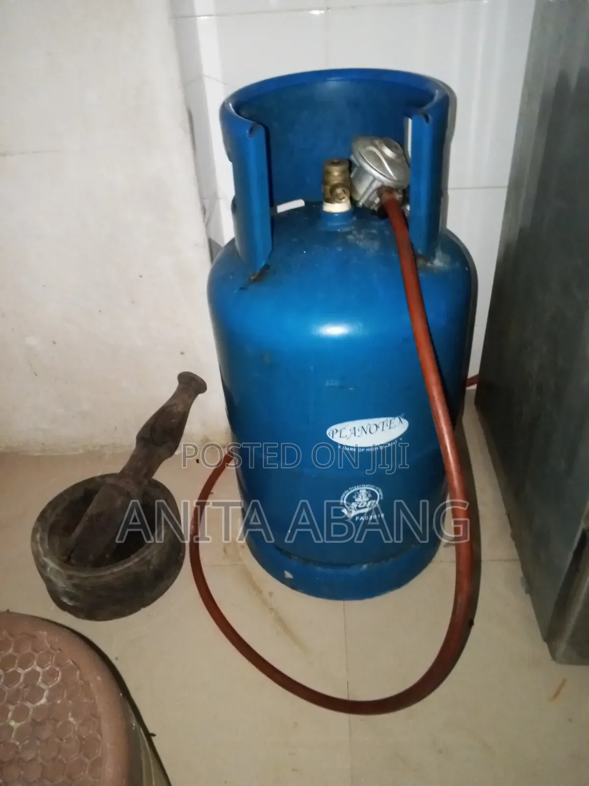 Gas Cylinder