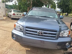 Toyota Highlander 2005 Blue