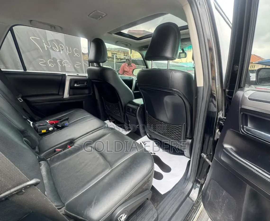 Toyota 4-Runner 2015 Black