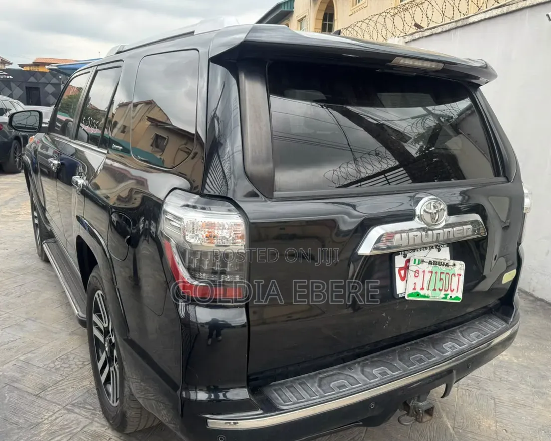 Toyota 4-Runner 2015 Black