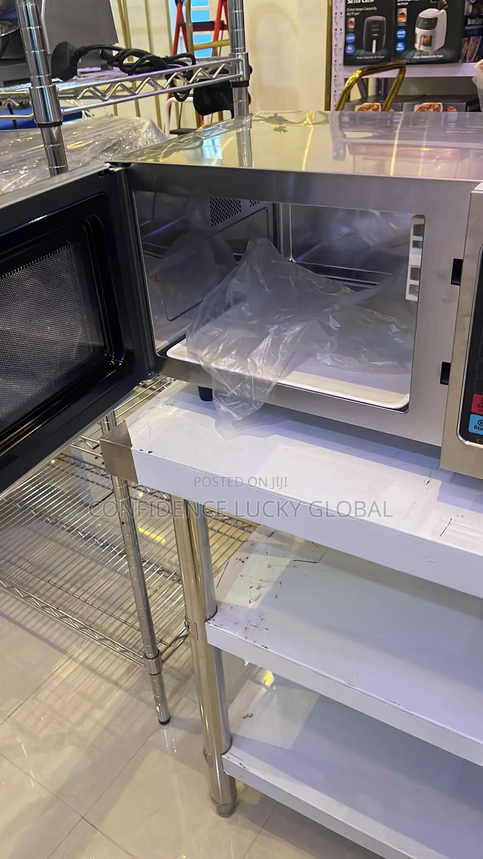 Commercial Microwave