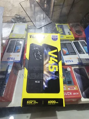 New Villaon V40s 32 GB Black