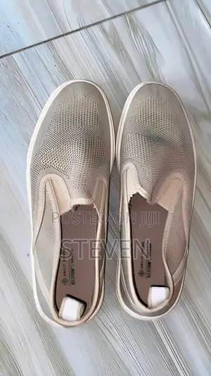 Spring Slip-on Sneaker