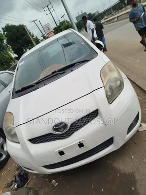 Toyota Yaris 2011 White
