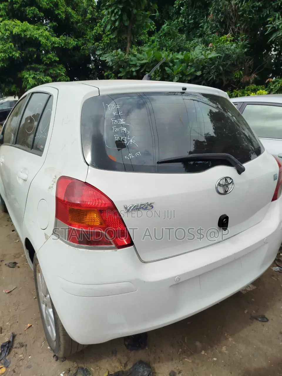 Toyota Yaris 2011 White