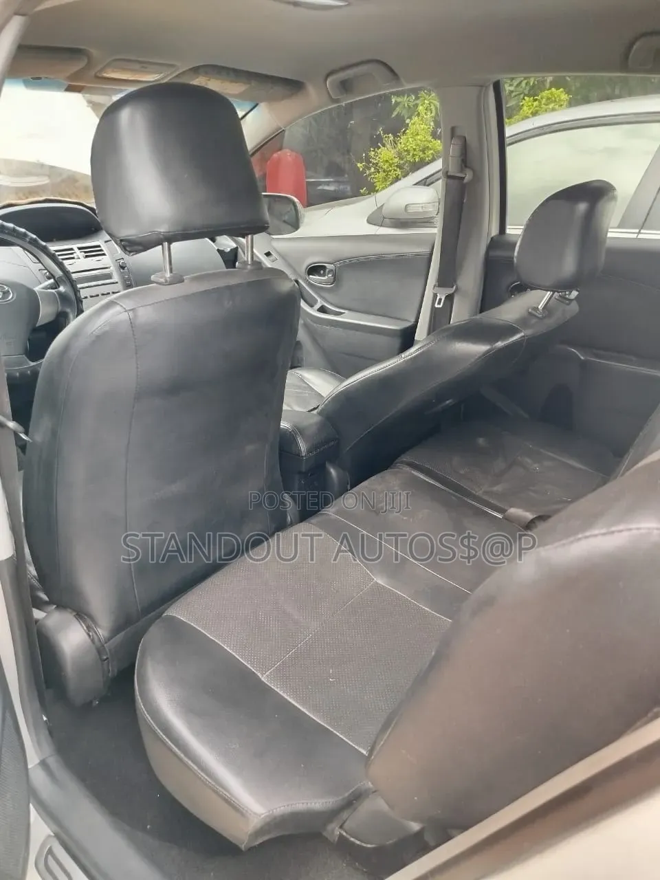Toyota Yaris 2011 White