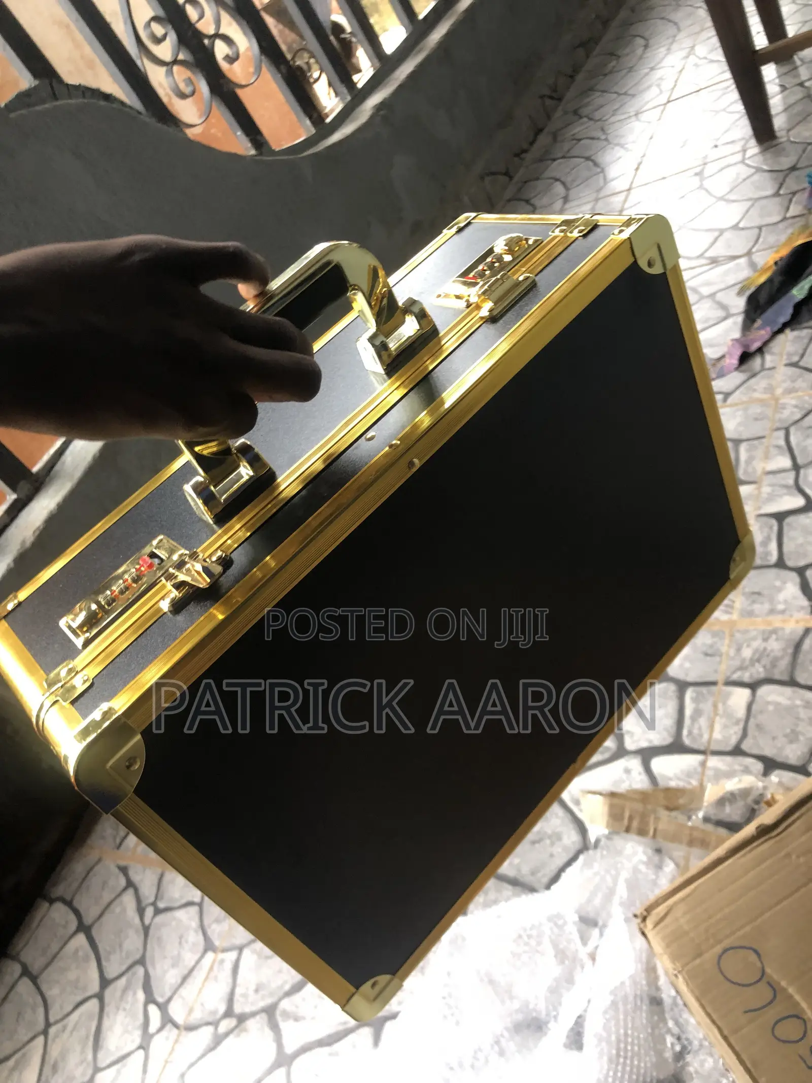 Home Service Box for Barbers