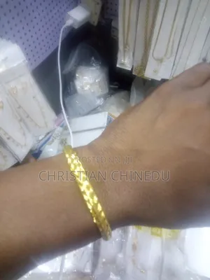 Jewelries Beautify Your Self and Change Your Looks