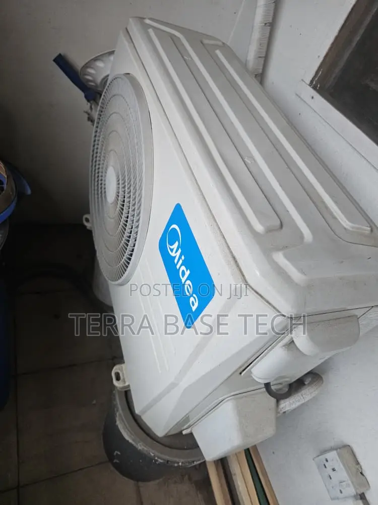 Midea 1.5HP Air Conditioner