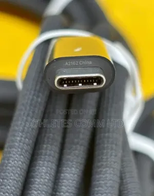 Apple Thunderbolt 4 Pro USB-C 2162 Cable