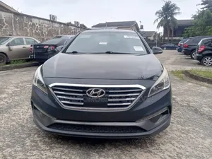 Hyundai Sonata SE 4dr Sedan (2.4L 4cyl 6A) 2015 Black