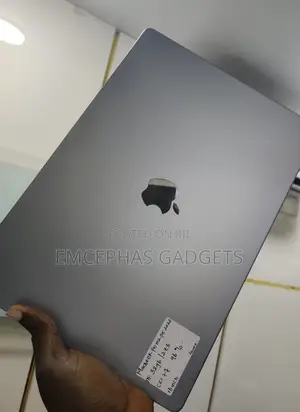 Laptop Apple MacBook Pro 2023 M2 32GB Apple M2 Ultra SSD 2T