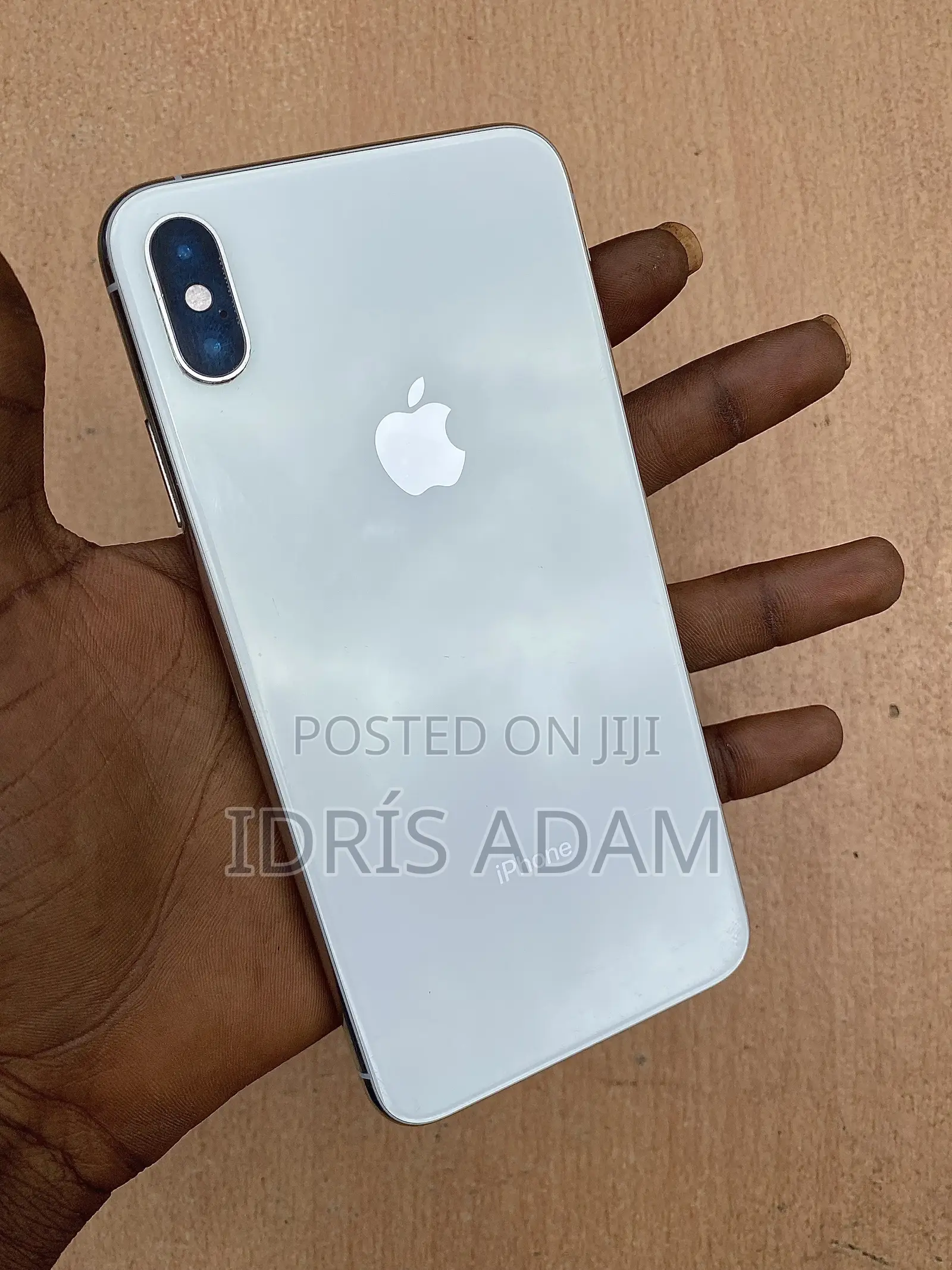 Apple iPhone XS Max 64 GB White