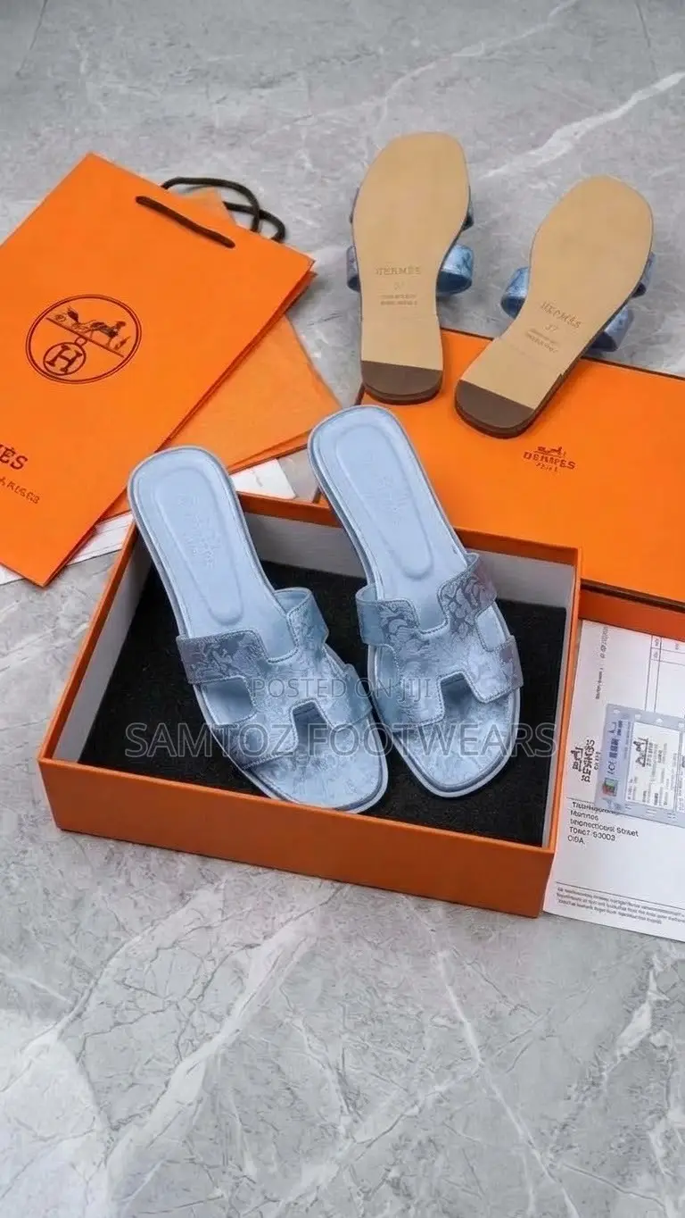 Hermes Slippers