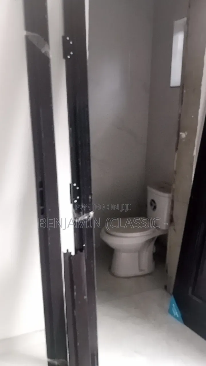 Pro for American Panel Door Installation and Maintainance