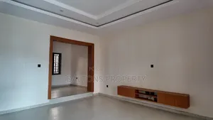 2bdrm Bungalow in Luxury Apartment, Sabon Lugbe for sale