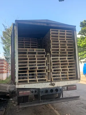 Buy Wooden Pallet for Your Goods Storage