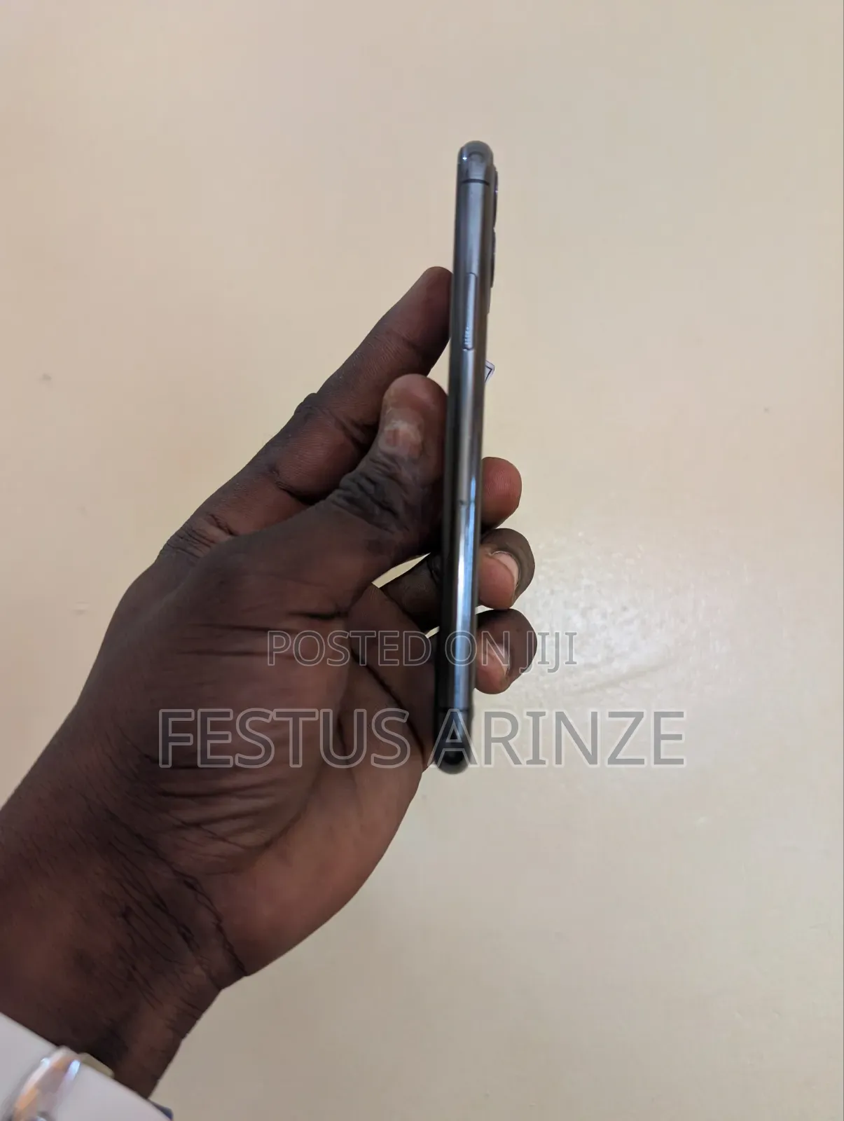 Apple iPhone 11 Pro 64 GB Gray