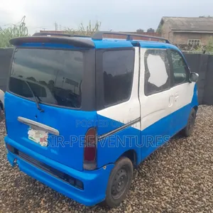 Daihatsu Hijet 2002 Blue