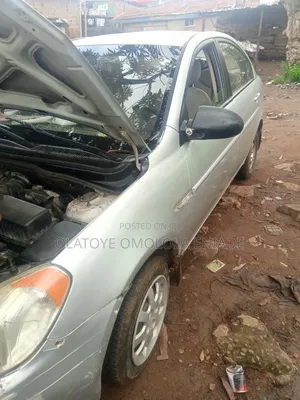 Hyundai Accent 2005 Silver