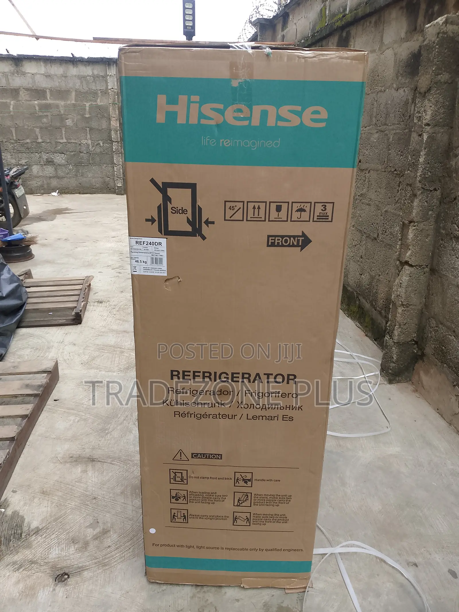 Hisense REF240DR 240L Refrigerator – Spacious Energy Efficient