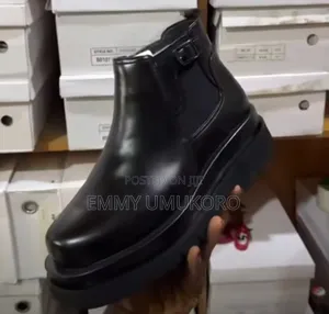 Premium Chelsea Boot Size 42