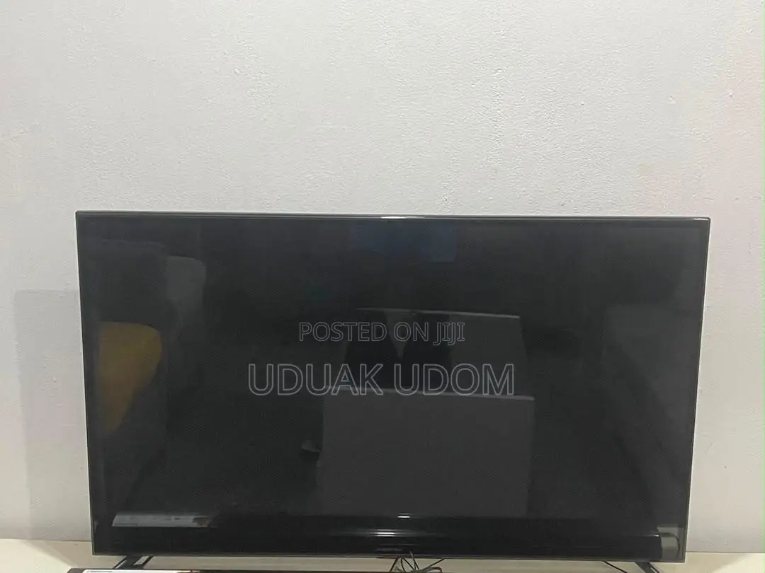 Neatly Used TV