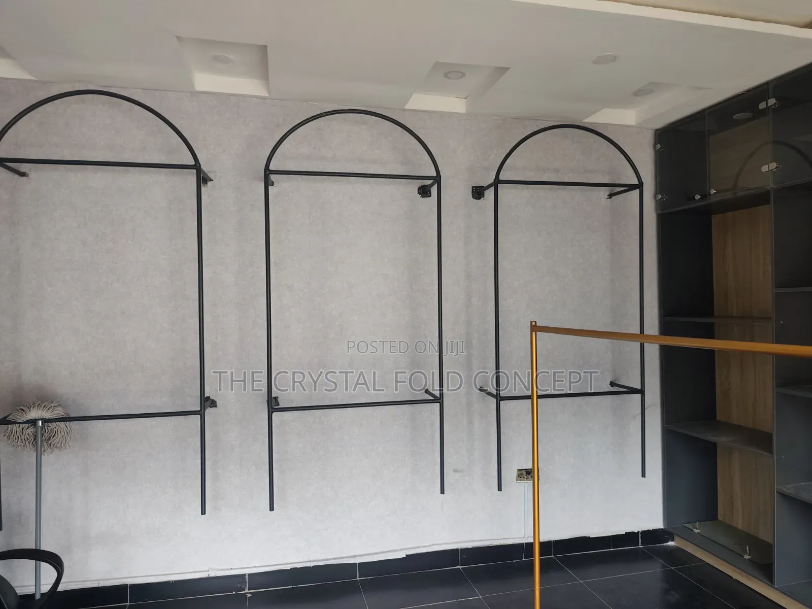 Hanger Wall Placed