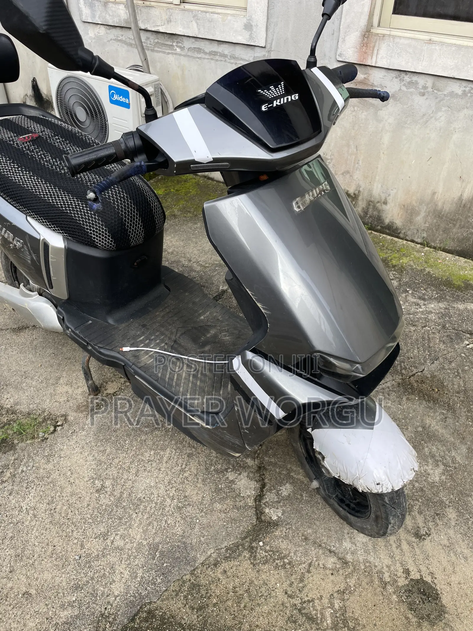Motorcycle 2025 Gray
