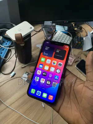 Apple iPhone XR 64 GB Black