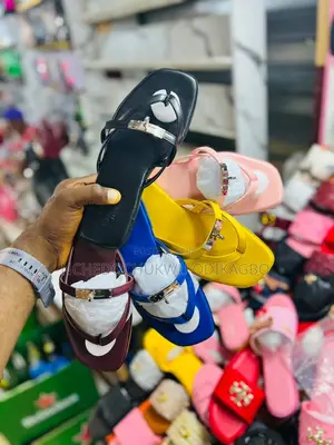 Hermes Female Slippers