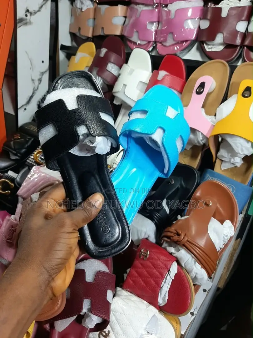Hermes Female Slippers