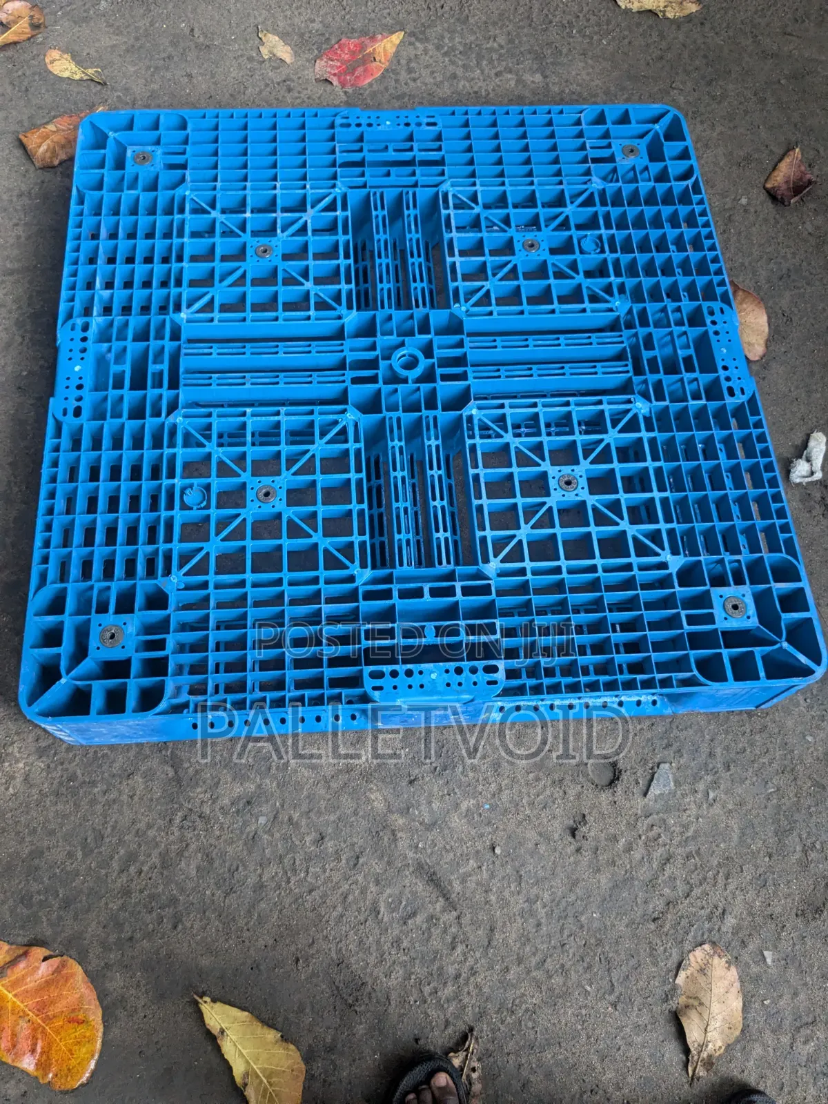 Buy Plastic Pallet for Goods Storages