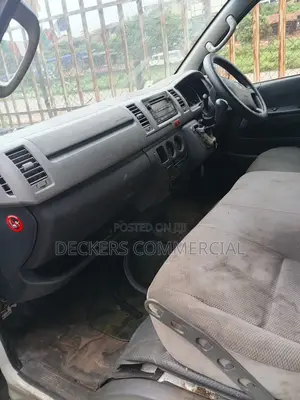 Toyota HiAce 2002 White