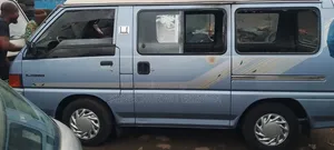 Mitsubishi L300 2004 Blue