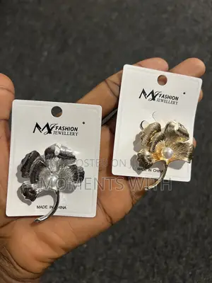 Stock Brooches